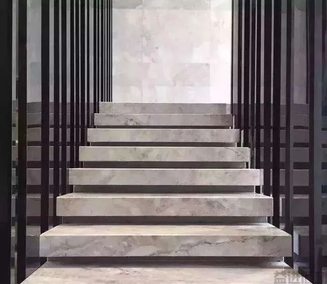 高端大理石楼梯,定会让你一见倾心(图1) 高端大理石楼梯,定会让你一见倾心
