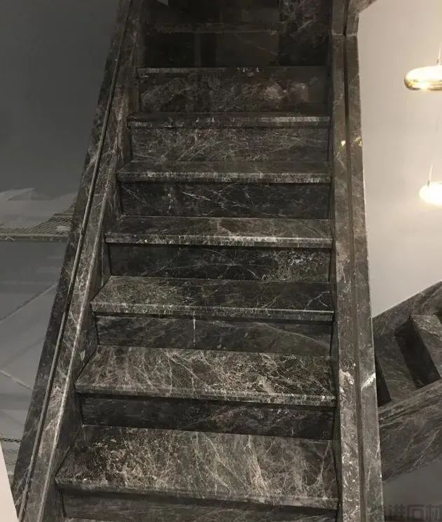 大理石楼梯踏步横头怎么做,即实用又美观(图42) 大理石楼梯踏步横头怎么做,即实用又美观
