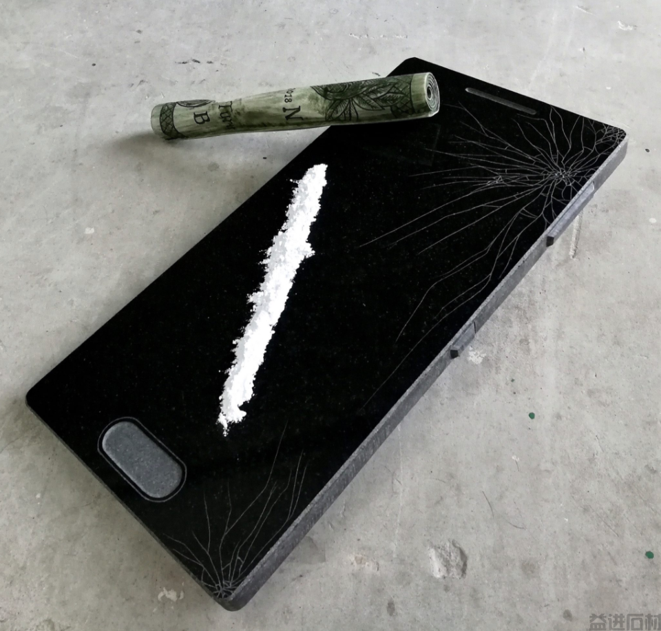 大理石雕刻 | 将生活的“废品”刻画成永恒(图5) 大理石雕刻 | 将生活的“废品”刻画成永恒