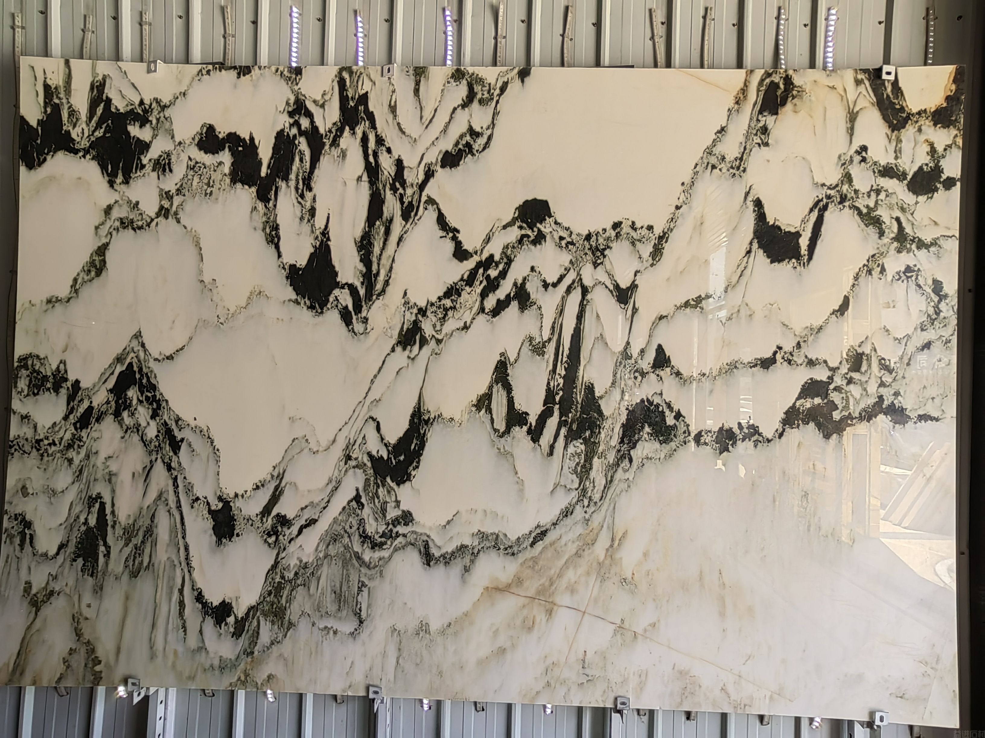 黄山奇峰-山水画
