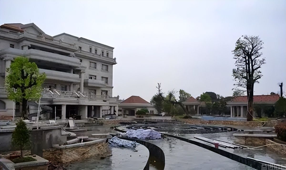福建惊现2亿的石材别墅,光大门就500万(图7) 福建惊现2亿的石材别墅,光大门就500万