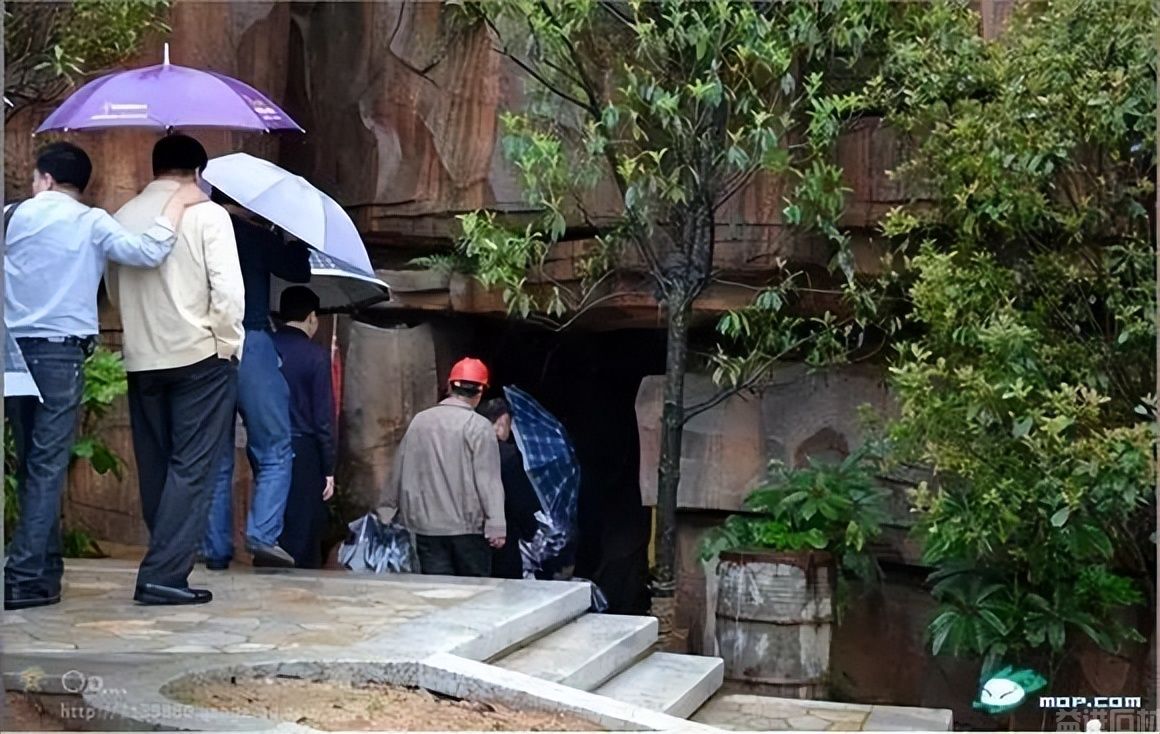 福建惊现2亿的石材别墅,光大门就500万(图9) 福建惊现2亿的石材别墅,光大门就500万