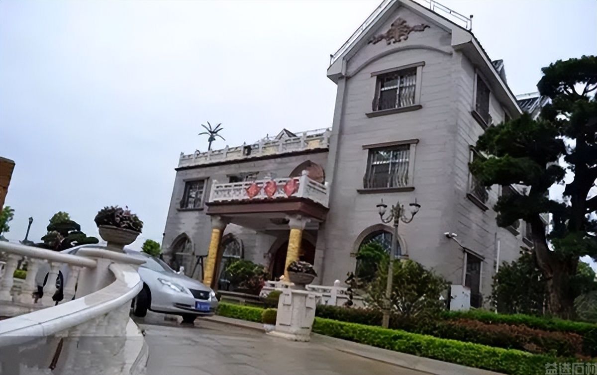 福建惊现2亿的石材别墅,光大门就500万(图15) 福建惊现2亿的石材别墅,光大门就500万