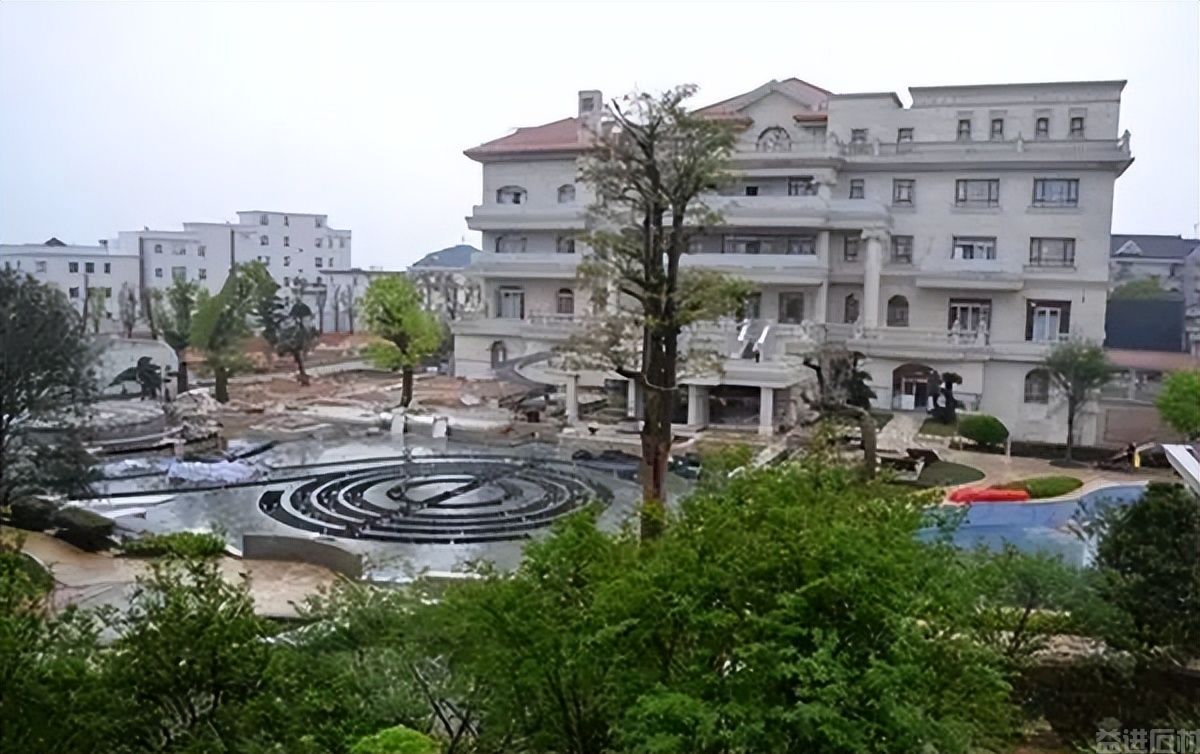 福建惊现2亿的石材别墅,光大门就500万(图26) 福建惊现2亿的石材别墅,光大门就500万