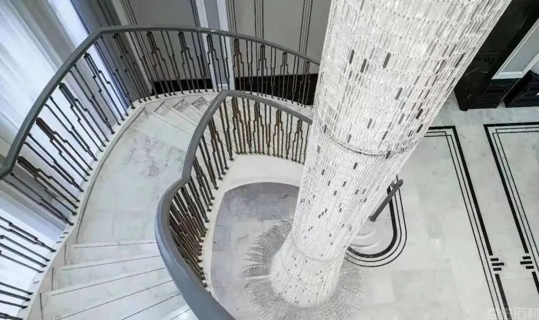 豪华的酒店,少不了一个漂亮的大理石楼梯(图19) 豪华的酒店,少不了一个漂亮的大理石楼梯(图19)