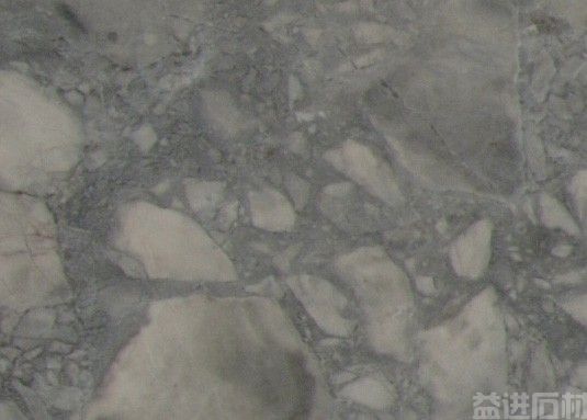 鱼肚灰