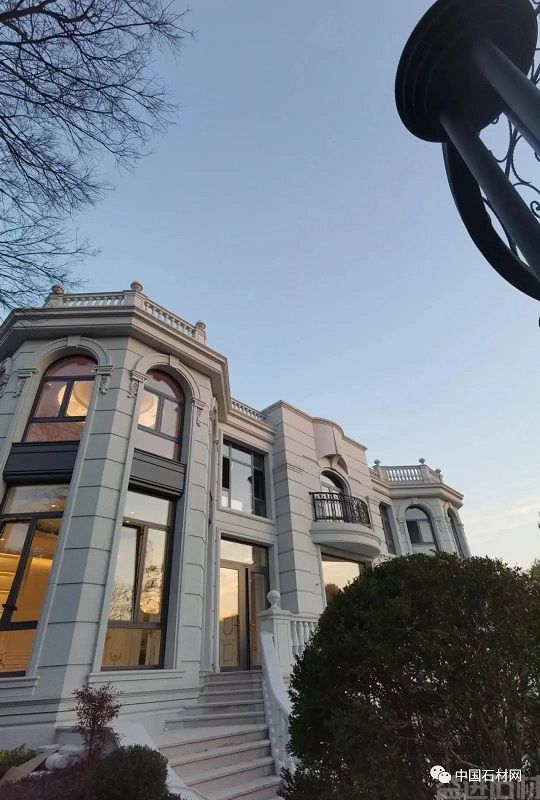 微信图片_20231030151237.jpg 别墅案例 | 内外都用石材的法式别墅,这就是豪宅!(图7)