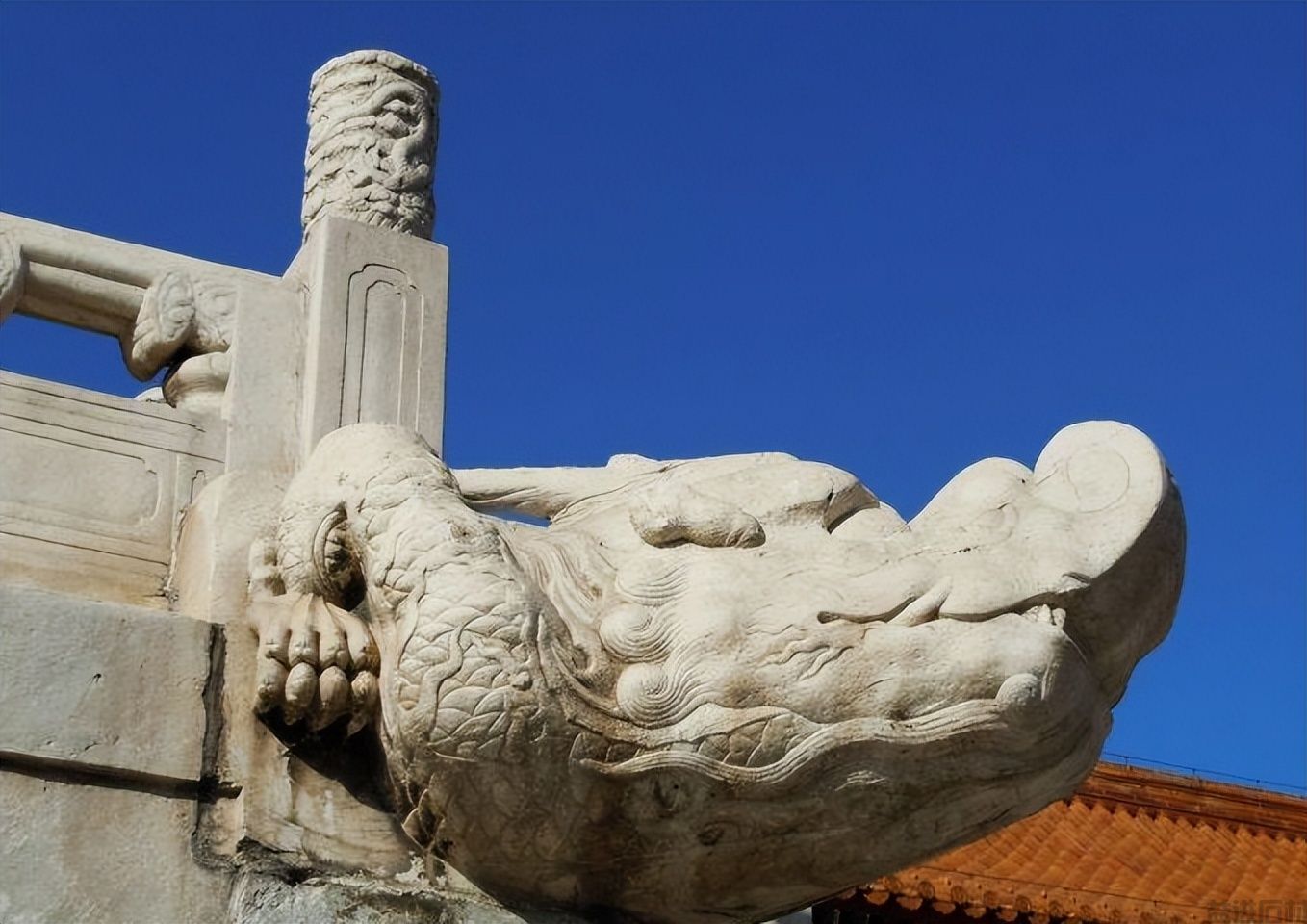 这10款流行的白色大理石，你更心仪哪一款？