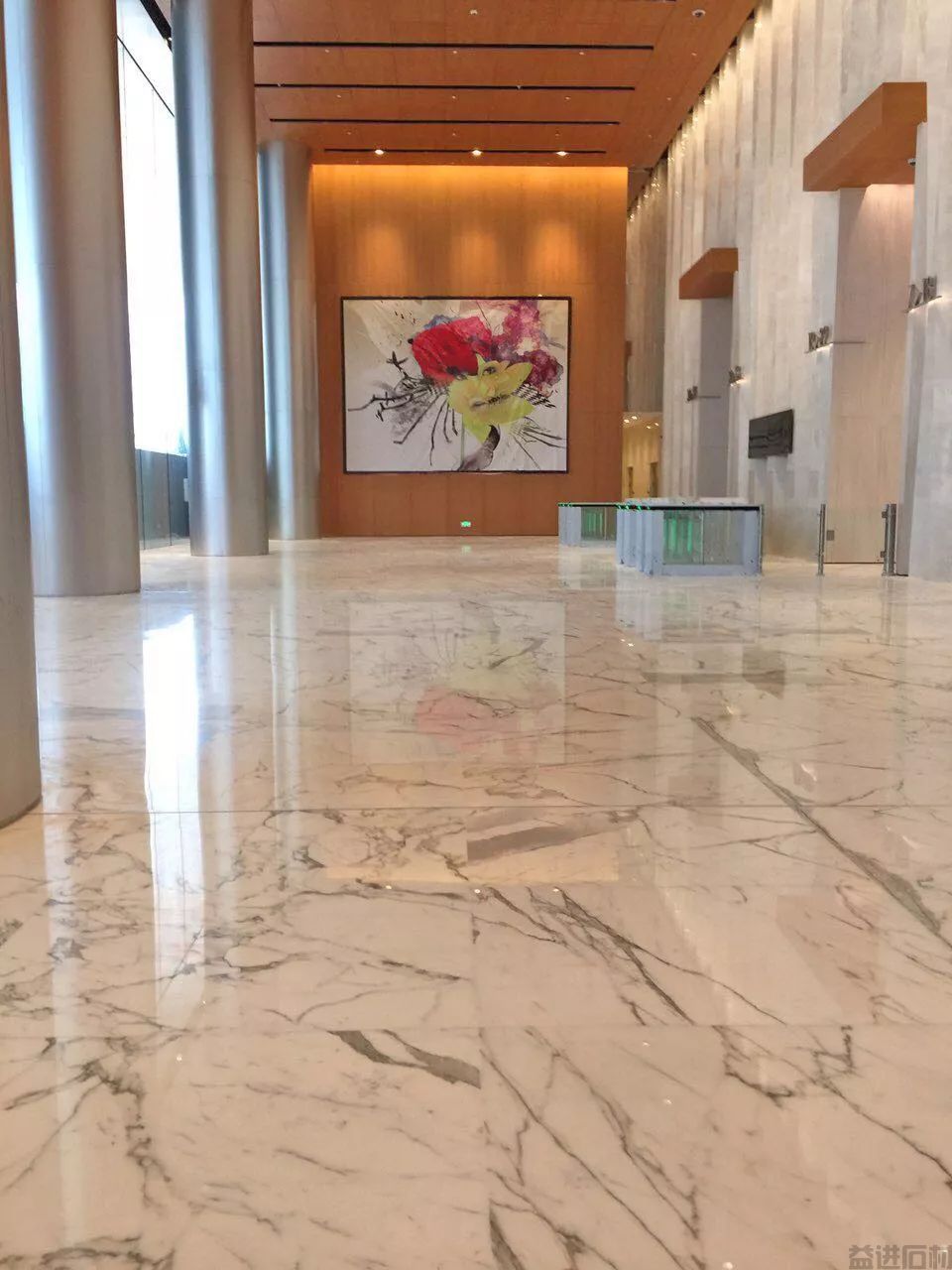 最贵的白色大理石，9个公装案例让你一饱眼福