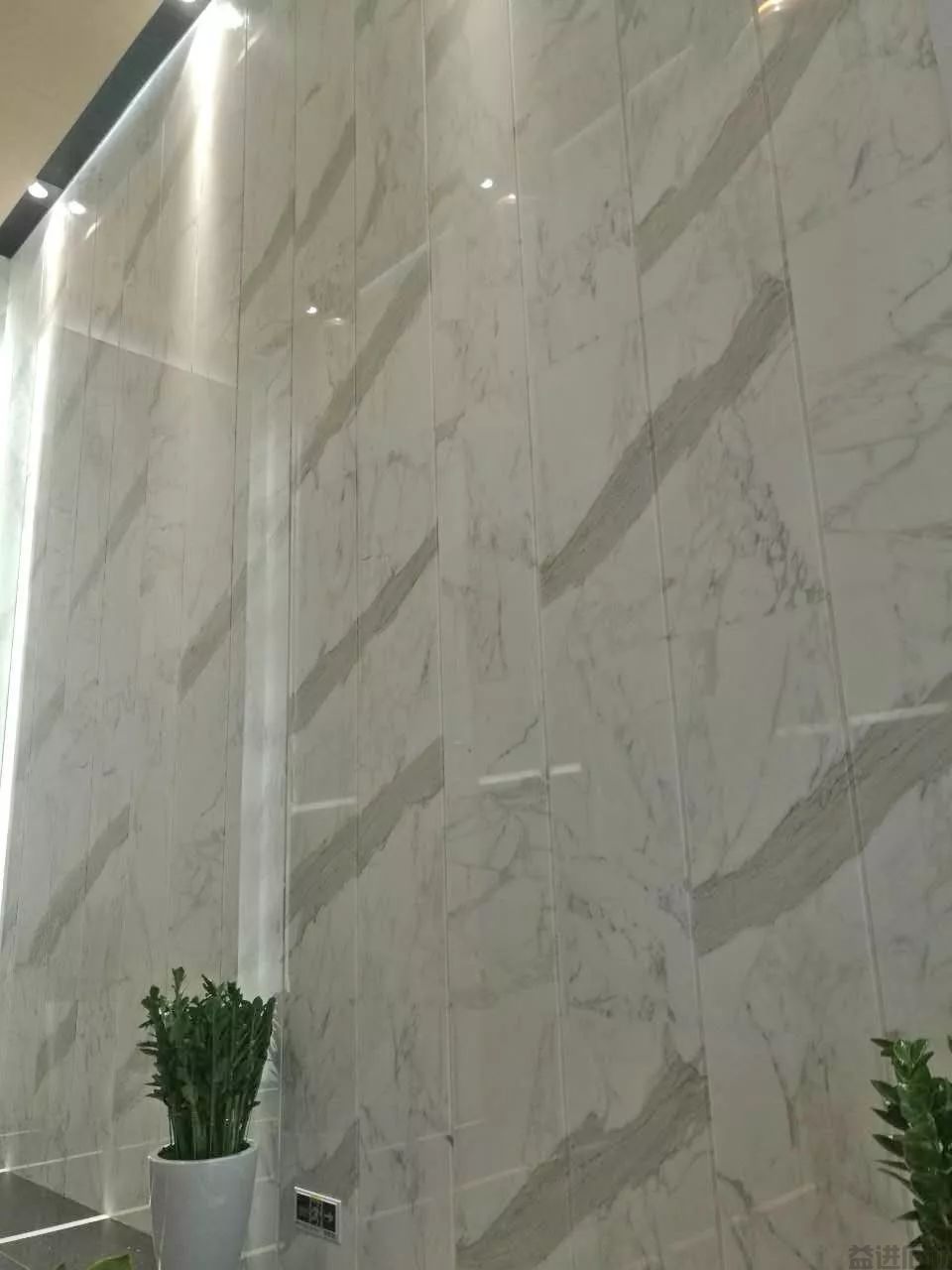 最贵的白色大理石，9个公装案例让你一饱眼福