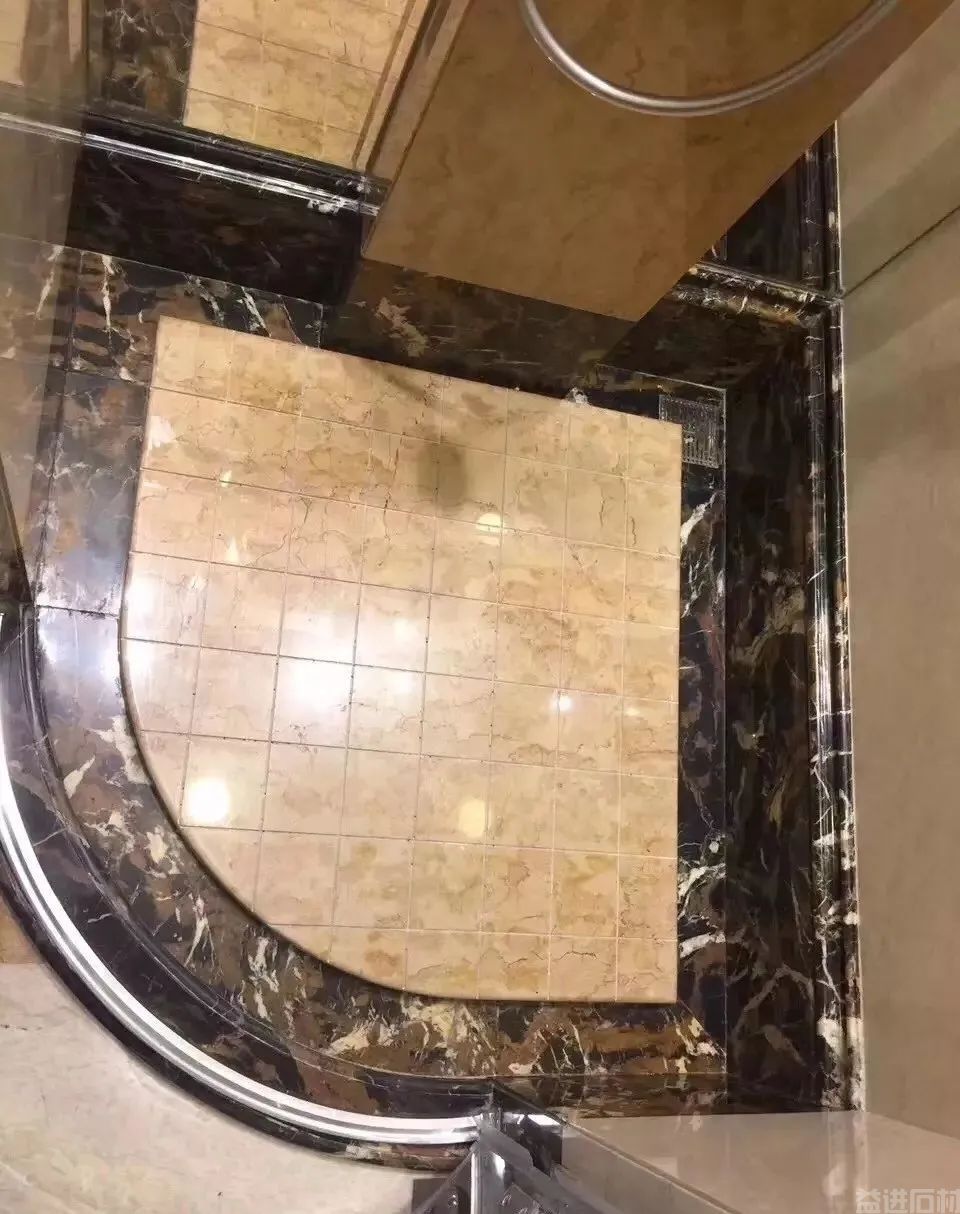 小小的石材淋浴板应该怎么做？
